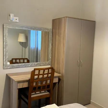 Suli Apartment *