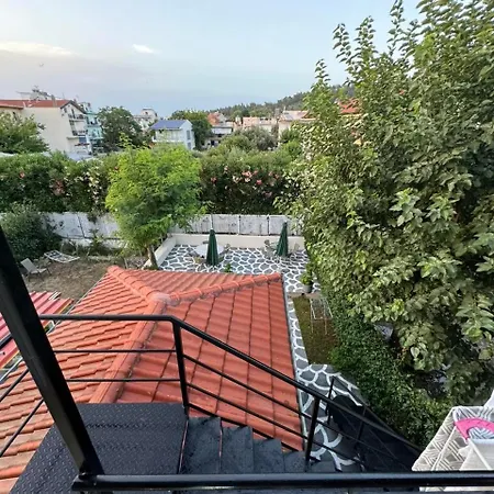 Suli Apartment *